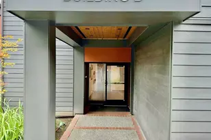 7021 Sand Point Way NE, Seattle, WA 98115 - Photo 19