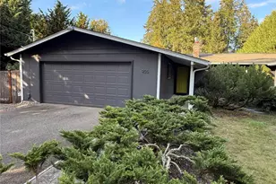 905 174th St S, Spanaway, WA 98387 - Photo 1