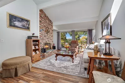 907 Powell Street, Steilacoom, WA 98388 - Photo 5