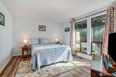907 Powell Street, Steilacoom, WA 98388 - Photo 15