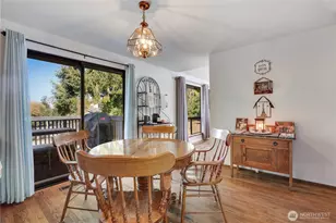 907 Powell St, Steilacoom, WA 98388 - Photo 17