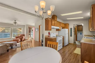 15075 N Lakeshore Dr, Entiat, WA 98822 - Photo 15