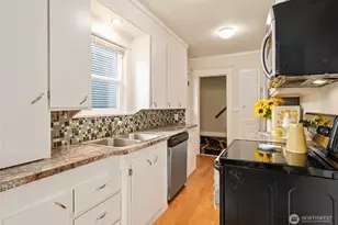2407 Lombard Ave, Everett, WA 98201 - Photo 9