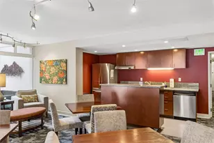 2100 3rd Ave, Seattle, WA 98121 - Photo 19