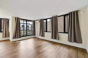 2100 3rd Ave, Seattle, WA 98121 - Photo 5