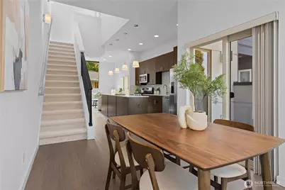 3817 Gilman Avenue W, Seattle, WA 98199 - Photo 19