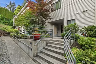 5225 50th Ave NE, Seattle, WA 98105 - Photo 3