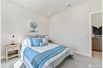 20714 151st Street E, Bonney Lake, WA 98391 - Photo 27
