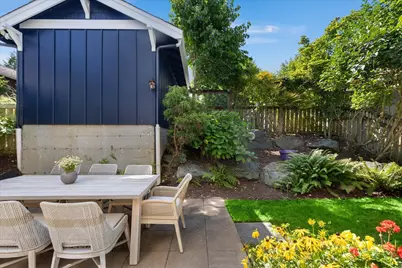 5925 31st Avenue SW, Seattle, WA 98126 - Photo 27
