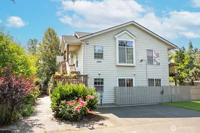 1808 E Sunset Drive #101, Bellingham, WA 98226 - Photo 1