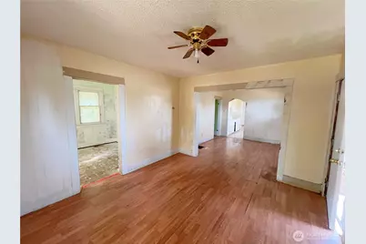 1102 Jefferson Avenue, Yakima, WA 98902 - Photo 3