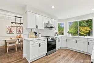 24528 SE 43rd Pl, Issaquah, WA 98029 - Photo 13
