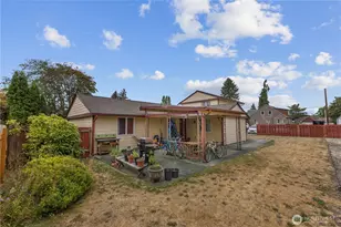 11905 Park Ave. S, Tacoma, WA 98444 - Photo 5