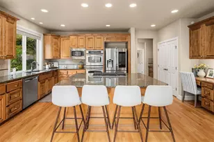 2817 275th Avenue Southeast, Sammamish, WA 98075 - Photo 13