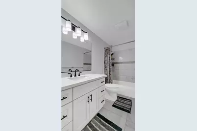 [Address not provided], Federal Way, WA 98023 - Photo 9