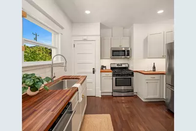 1132 NW 56th Street, Seattle, WA 98107 - Photo 9