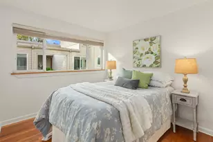202 W Olympic Pl, Seattle, WA 98119 - Photo 17
