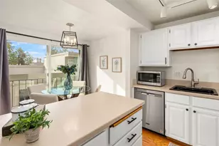 202 W Olympic Pl, Seattle, WA 98119 - Photo 9
