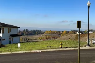 4402 SE Ascension Dr SE, Camas, WA 98607 - Photo 3