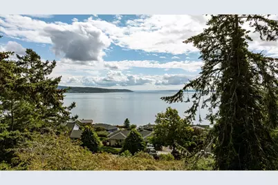 1200 Crescent Drive, Oak Harbor, WA 98277 - Photo 17
