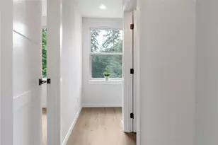 12531 25th Ave NE, Seattle, WA 98125 - Photo 11
