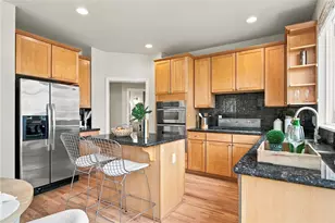 2210 238th Pl NE, Sammamish, WA 98074 - Photo 9