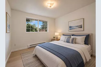 10756 Bartlett Ave NE, Seattle, WA 98125 - Photo 7