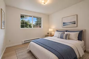 10756 Bartlett Ave NE, Seattle, WA 98125 - Photo 7