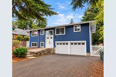 10756 Bartlett Ave NE, Seattle, WA 98125 - Photo 5