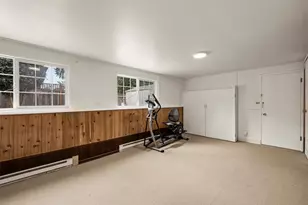 10756 Bartlett Ave NE, Seattle, WA 98125 - Photo 13