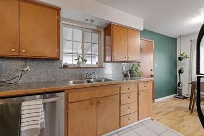 6127 Tacoma Avenue S, Tacoma, WA 98408 - Photo 9