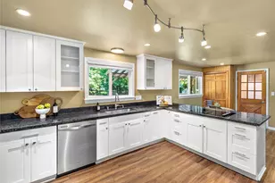 7625 79th Ave SE, Snohomish, WA 98290 - Photo 9