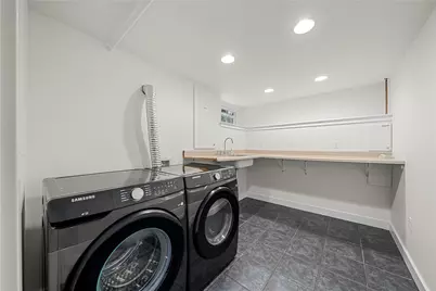 1509 4th Avenue W, Seattle, WA 98119 - Photo 25