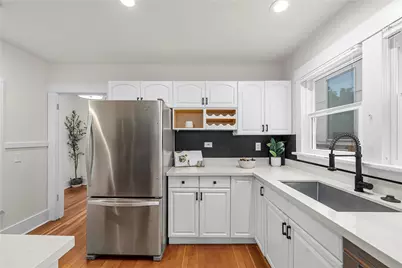 1509 4th Avenue W, Seattle, WA 98119 - Photo 11