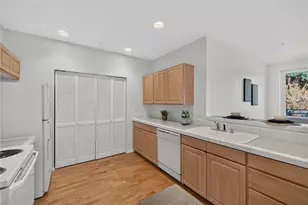 22005 6th Ave S, Des Moines, WA 98198 - Photo 11