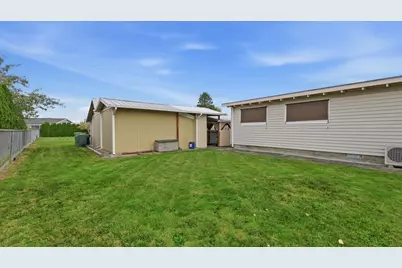 2379 E Section Street, Mount Vernon, WA 98274 - Photo 29