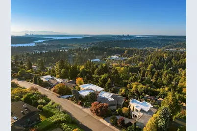 14100 SE 44th Street, Bellevue, WA 98006 - Photo 37