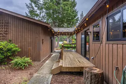 3707 Magrath Road, Bellingham, WA 98226 - Photo 35