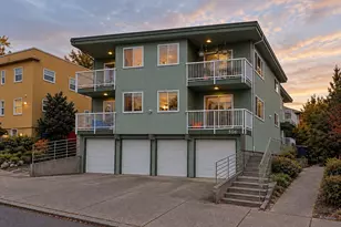 506 N 45th St, Seattle, WA 98103 - Photo 21