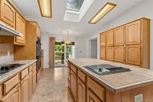 928 Jackson Ave, Raymond, WA 98577 - Photo 5