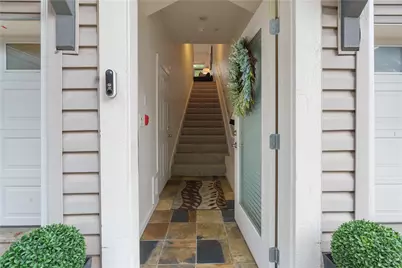 11570 Stone Avenue N #103A, Seattle, WA 98133 - Photo 3