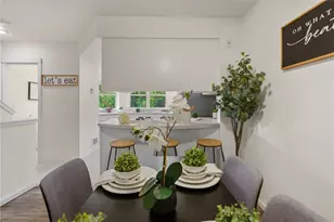 11570 Stone Ave N, Seattle, WA 98133 - Photo 11