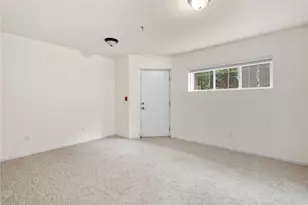 11570 Stone Ave N, Seattle, WA 98133 - Photo 29