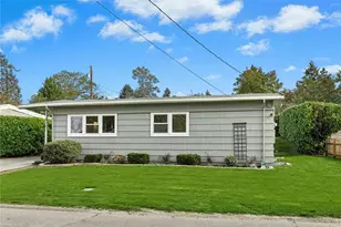 670 Dayton Ave NE, Renton, WA 98056 - Photo 1