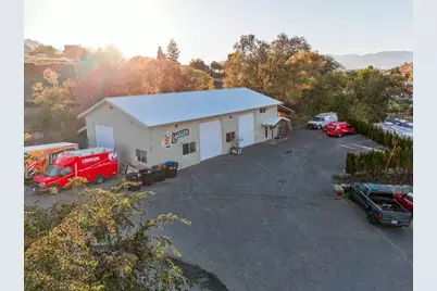1058 E Woodin Avenue, Chelan, WA 98816 - Photo 1