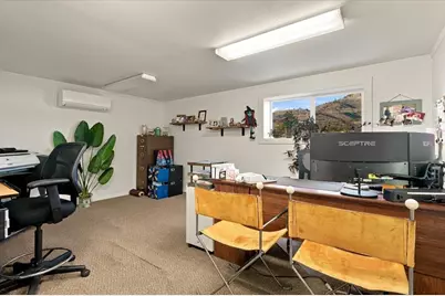 1058 E Woodin Avenue, Chelan, WA 98816 - Photo 29