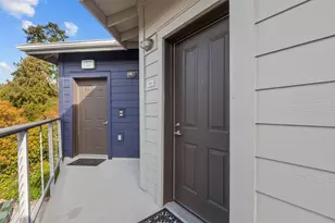 11920 98th Ave NE, Kirkland, WA 98034 - Photo 3