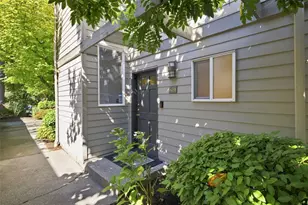 12506 26th Ave NE, Seattle, WA 98125 - Photo 3