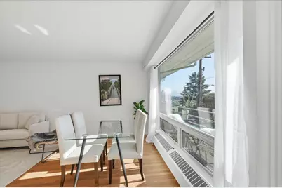 530 W Olympic Place #206, Seattle, WA 98119 - Photo 5