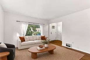 5756 25th Ave NE, Seattle, WA 98105 - Photo 3